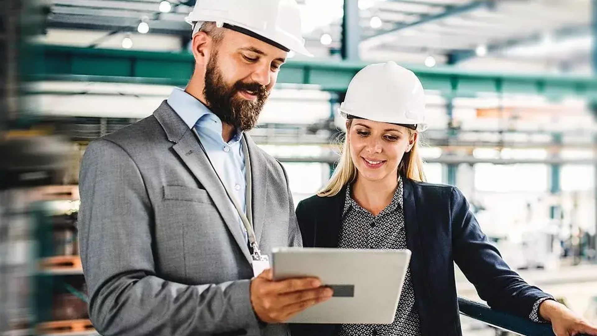 csm_teaser-produktionshalle-business-tablet-besprechung_649ae5f0d7.png